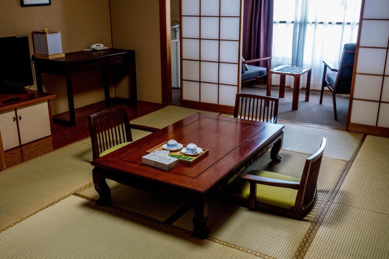 Harriway Onsen Hotel Хаконе Екстериор снимка