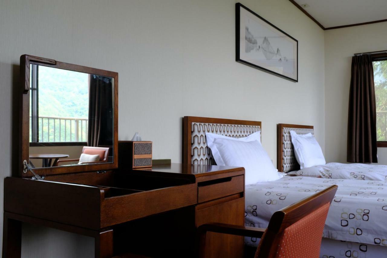 Harriway Onsen Hotel Хаконе Екстериор снимка