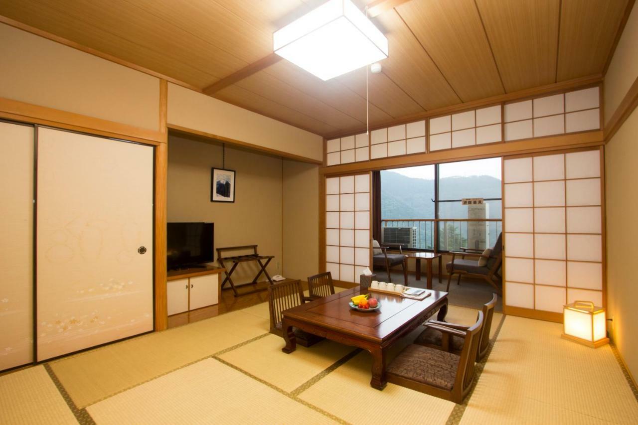 Harriway Onsen Hotel Хаконе Екстериор снимка